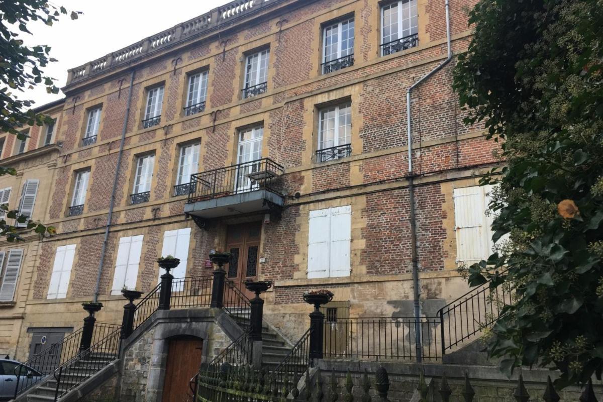 Chambre D'Hote Du Quai Rimbaud Charleville-Mézières Dış mekan fotoğraf